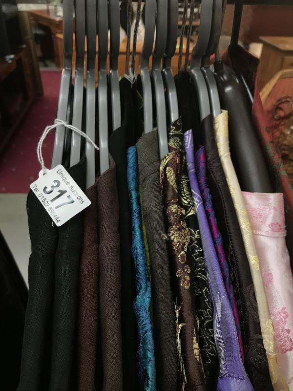 An assorted lot of long evening jackets (various sizing, L, M, - Image 3 of 3