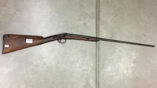 A 19th century lead muzzle loader rifle - hammer & rod missing (spares & repairs)