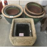 6 round ceramic plant pots and 2 concrete planters