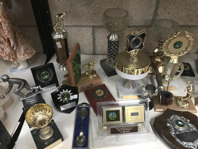 A collection of sporting trophies (bowling and golfing) - Image 3 of 3