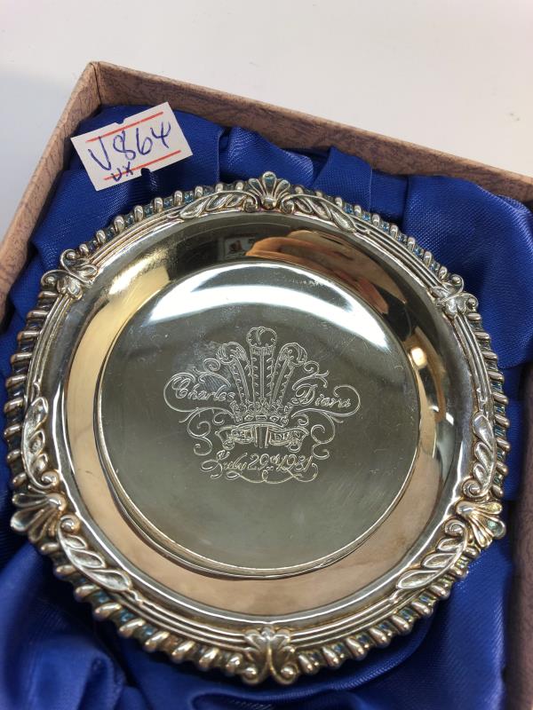 A hall marked silver 1981 Charles and Diana wedding tray, 37 grams. - Image 2 of 2