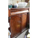 A Victorian mahogany 2 door cupboard