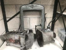 An Austin Seven 7 gearbox, engine casing and radiator grill.