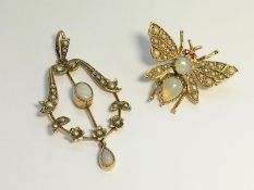 An Art Nouveau Opal and seed pearl pendant in 9ct gold,