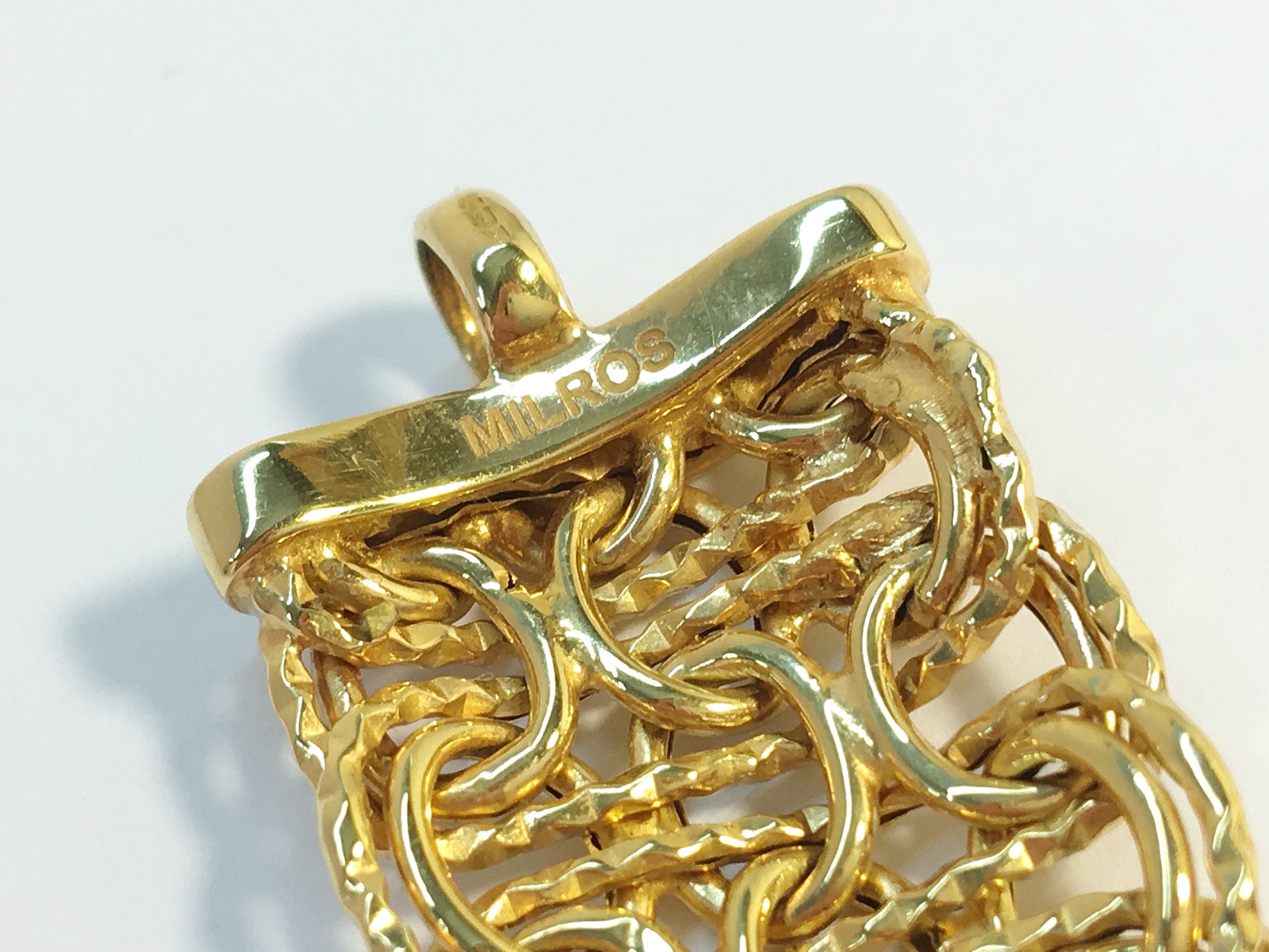 A Contemporary Italian Woven Bracelet by Milros in 14 ct Yellow Gold. With bolt ring clasp closure. - Image 2 of 3