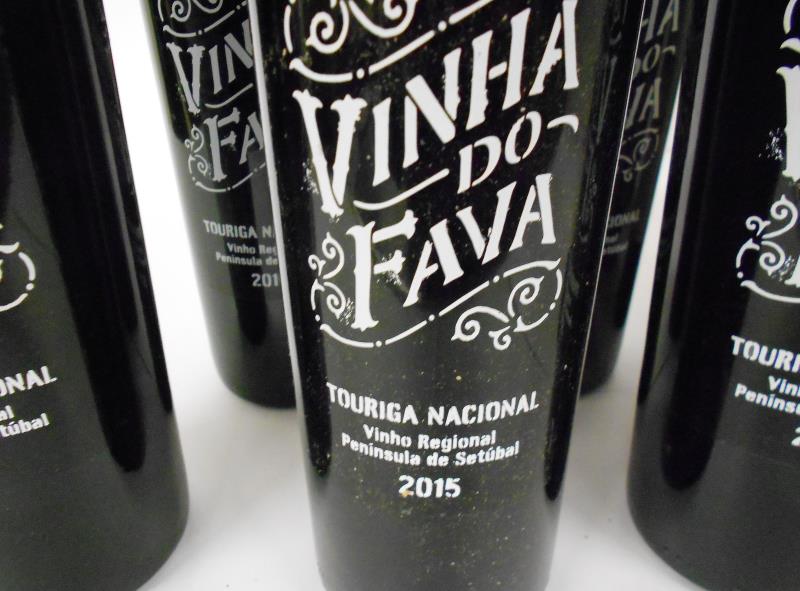 10 bottles - 5x Finca de la Villa rioja 2008 and 5x Vinha do Fava 2015. - Image 2 of 3