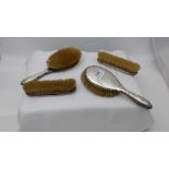 4-piece grooming set, with plated ps (2 hair brushes, 2 clothes brushes)