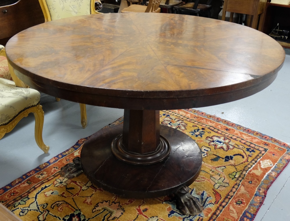 Circular William IV Rosewood dining table on a circular pod, 47"dia, 29"h