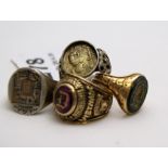 4 gents rings – 1 St. Christopher, 1 Airborne USA & 2 crested (3 gold) (4)
