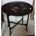 Folding occasional table, with a removable top, Chinese lacquered design