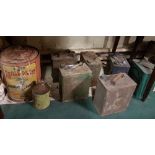 6 motor oil cans – 1 Shell, 1 Pratts etc, a Royal Daylight Oil Can & 1 other (8)