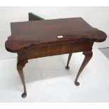 Late 19thC Mahogany Card Table, with shaped coin pockets to each corner, on cabriole legs, pad feet,