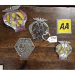 5 x AA Car Badges – numbers V223685, 6B97772, 9568P, BS1004, 50003Z (mainly stamped London)