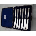 Set of 6 Silver Handled Butter Knives, in a presentation case