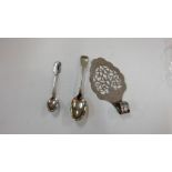 3 pieces of silver – cake slice, teaspoon and “Souvenir R.M.S. Mauritania” (3)