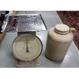 50kg Counter Scales & Stoneware Jar with a lid (2)