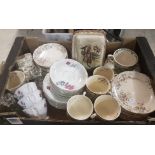 Victorian porcelain blue ivy pattern tea/coffee set (20 pieces) and a box of china – 2 part tea