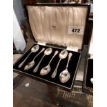 Set of six sterling silver tea spoons in original presentation case.