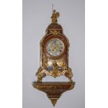 Orologio a pendolo con cassa in tartaruga e finiture in bronzo dorato. Marcato HPR (Henry Picard E