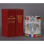 Cognac CAMUS - 'Selection speciale XI Coupe du Monde Argentine 1978'. Bottiglia celebrativa degli XI