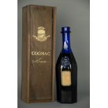 Cognac ALEXANDRE LEOPOLD - 'Tres Vieux Cognac 1969'. Bottiglia in vetro blu n. 16120. Certificato di