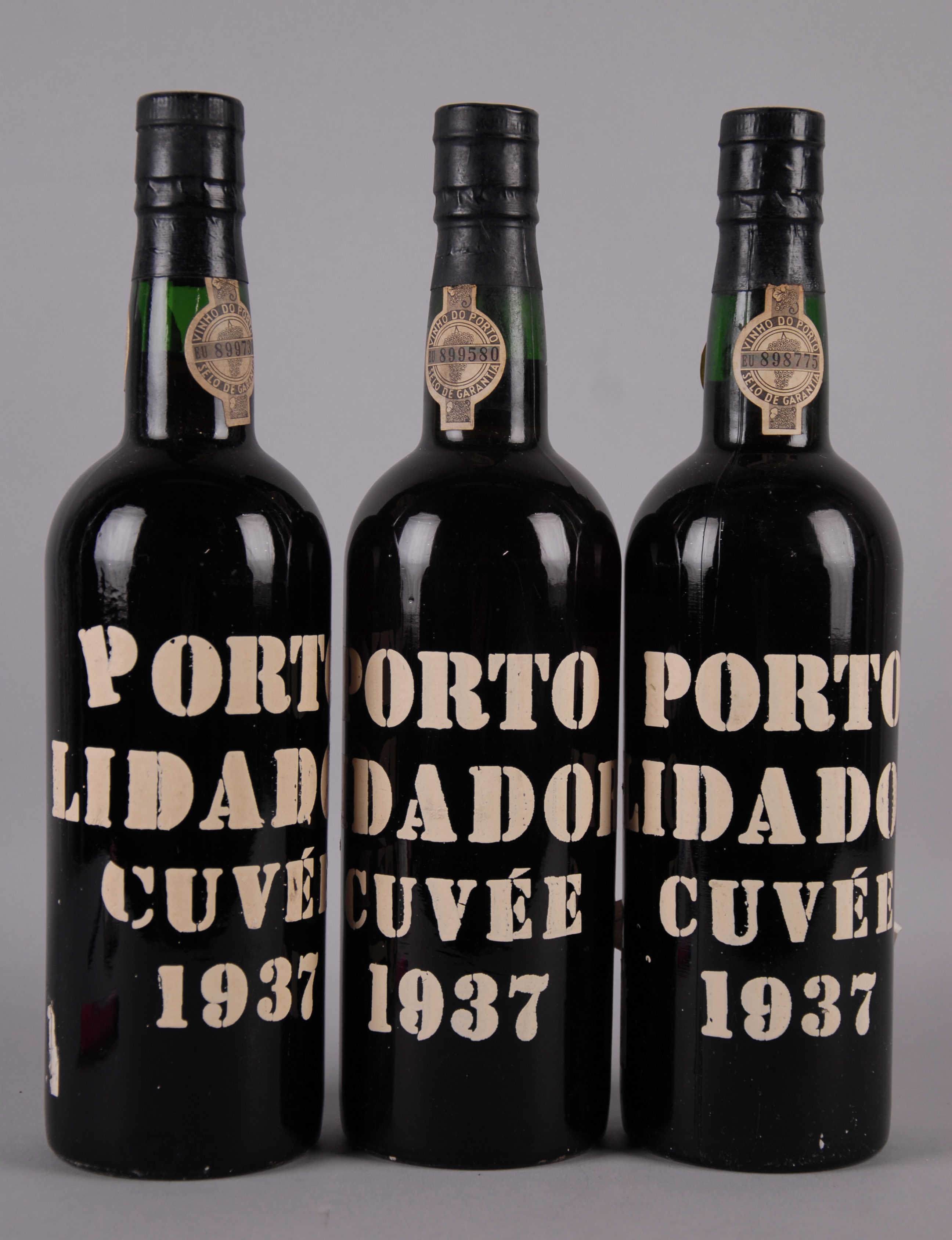 Tre bottiglie di Porto LIDADOR Cuvee 1937, 75 cl. cad., 20% vol.