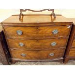 LATE GEORGE III MAHOGANY AND CROSSBANDED BOW FRONT CHEST OF THREE DRAWERS ON SPLAY BRACKET FEET