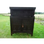 17TH CENTURY OAK JOINED CLOSED CUPBOARD WITH CARVED FRIEZE AND DOORS 180CM H X 148CM W X 57CM D