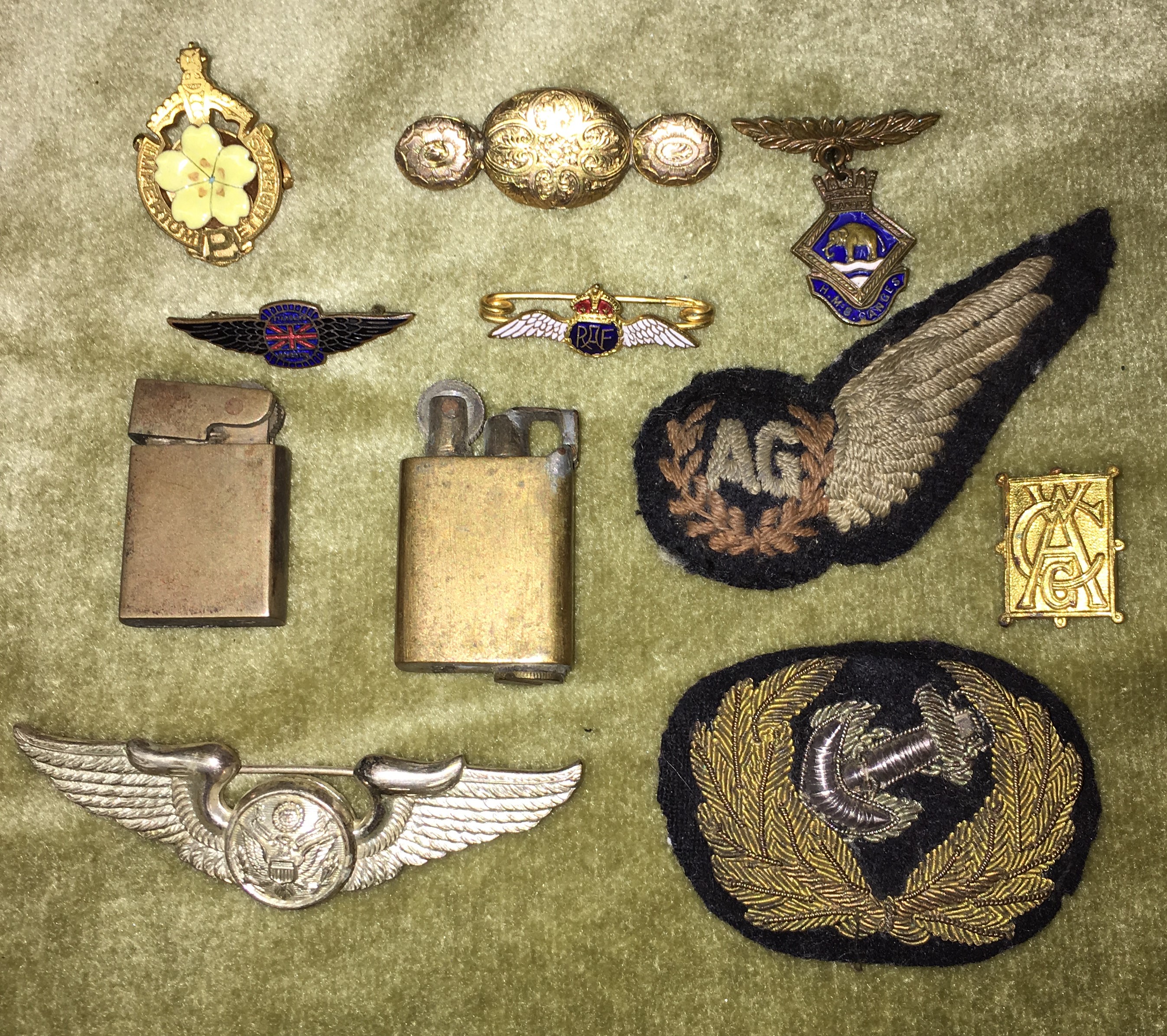 BAG OF SEW ON MILITARY BADGES, MINI LIGHTERS,