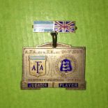 INTERNATIONAL MEDALLION WITH ENAMEL ARGENTINA FOOTBALL ASSOCIATION 11 VERSUS THE FOOTBALL