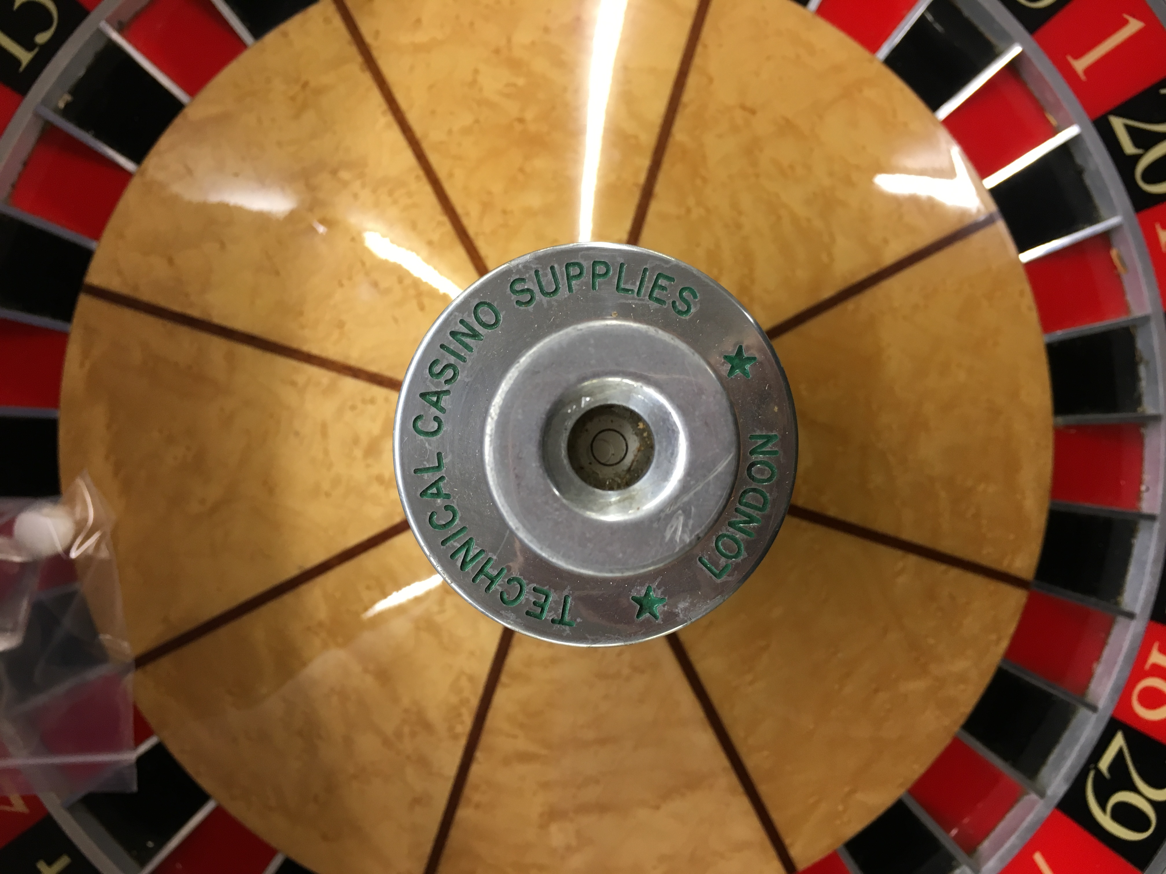 PROFESSIONAL CASINO QUALITY ROULETTE WHEEL BY TECHNICAL CASINO SUPPLIES OF LONDON WITH COVER - Image 2 of 5