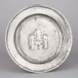 Large English Pewter Single Reed Charger, John Sherrington, Wigan, c.1700, diameter 15.5 in — 39.4 c