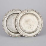 Pair of English Pewter Single Reed Plates, Thomas Carter, London, c.1700, diameter 8.5 in — 21.6 cm