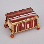 Italian Banded Red Agate Panelled Gilt Metal Trinket Box, c.1900, 1.8 x 3.3 x 2.2 in — 4.6 x 8.5 x 5