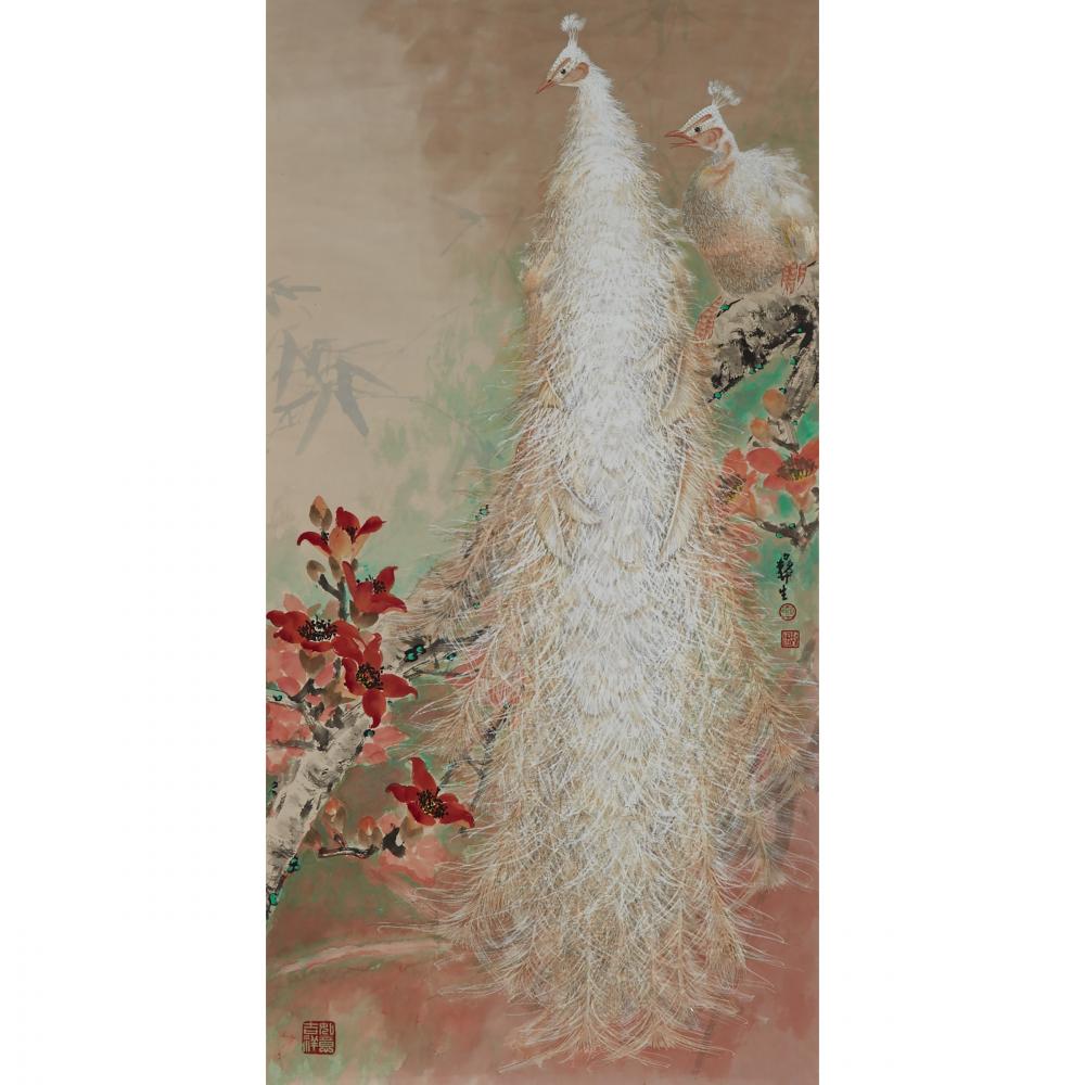 Wu Yisheng 伍彝生 (1929-2009), White Peacock Pair, 伍彝生 (1929-2009) 白孔雀 設色紙本 鏡心, 51.8 x 26.4 in — 131.5