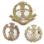 An all WM cap badge of The Middlesex Regt and 2 similar collars, all with “South Africa 1900-02”