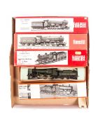 4 Wills Finecast OO gauge locomotives. 2 as unmade kits- Southern Railway Q class 0-6-0 tender