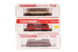 3 Fleischmann ‘Piccolo’ N gauge DB diesel/electric locomotives. 2x Bo-Bo diesel 215 033-2 in