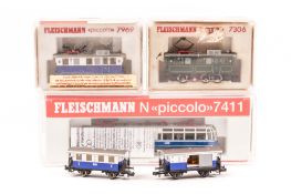 A small quantity of N gauge railway by Fleischmann. A twin-bogie electric railcar DB, 491 001-4,