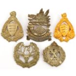 5 WWII era Canadian Scottish glengarry badges: Essex Scottish officers gilt and OR’s, silver