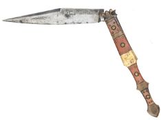 A similar navaja, blade 7½”, marked “Valerosus (unclear) Saragoza”, alternate stained bone and brass