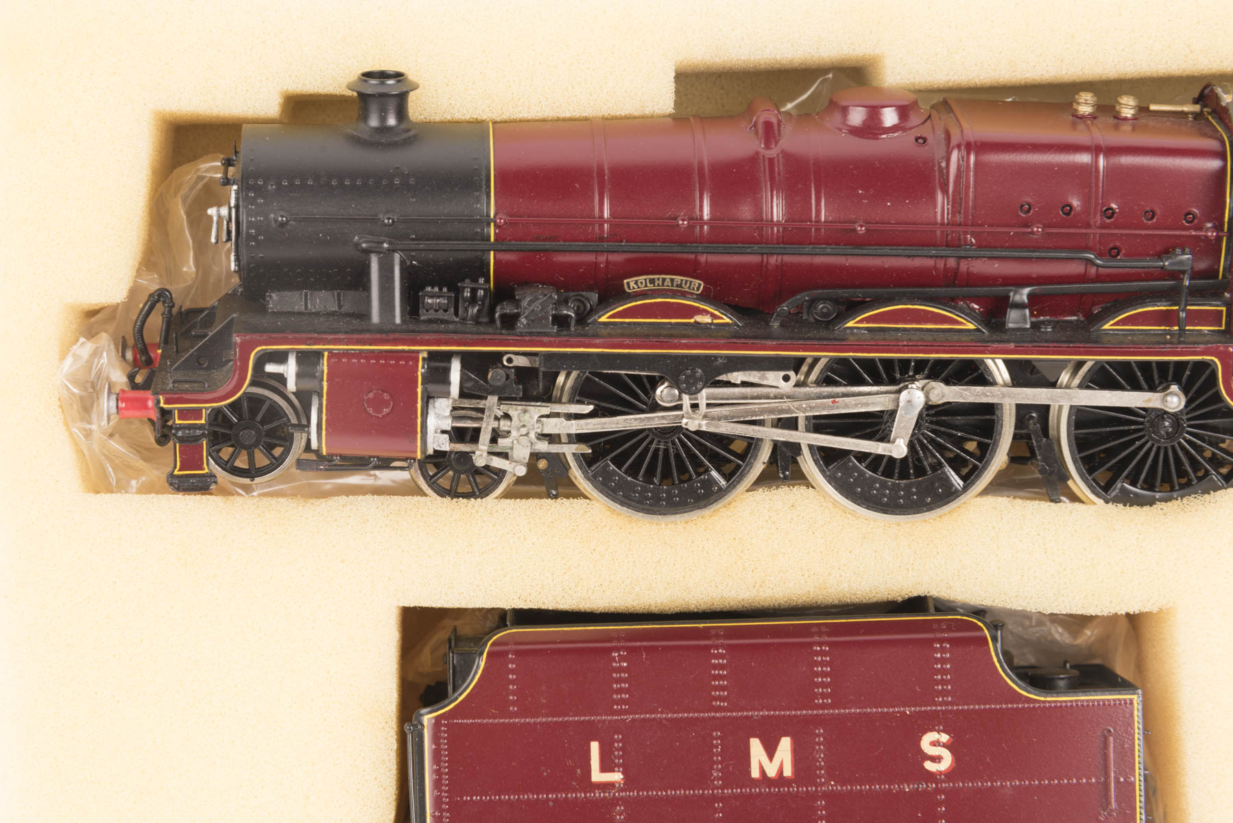 A Britrail brass OO LMS Jubilee Class 5XP 4-6-0 tender locomotive. Kolhapur RN 5593, factory painted - Image 2 of 2