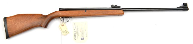 A .22” Webley Osprey side lever air rifle, no visible number, with well figured walnut stock. VGWO &