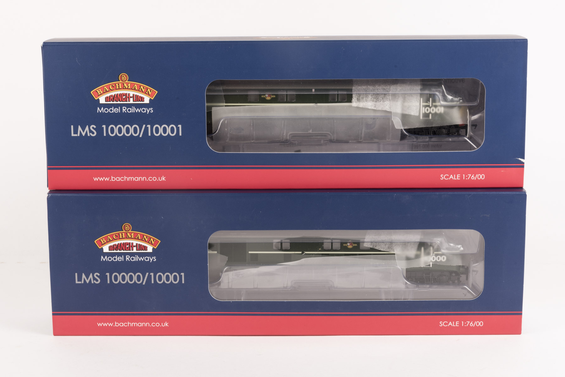 2 Bachmann Branchline OO locomotives. Ex LMS Class D16 diesel (31-996) in BR green Eggshell with