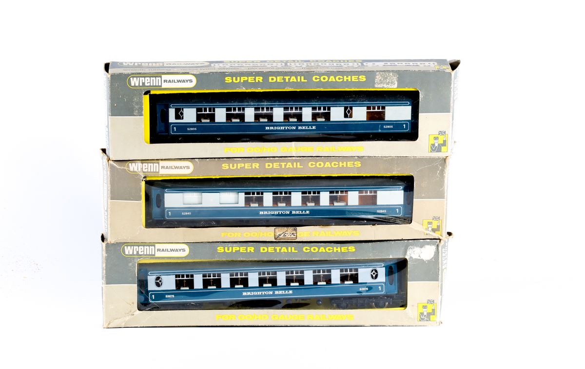 Wrenn Railways 'The Brighton Belle Southern Electric Pullman Motor Coach 2-Car Set. (W3004/5).