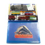 A French Train Hornby O gauge 3-rail electric train set; O-4E. A set released in 1950, comprising an