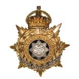 †A post 1902 officer’s gilt and silver plated HP of The Cheshire Regt, POW’s feathers on star to