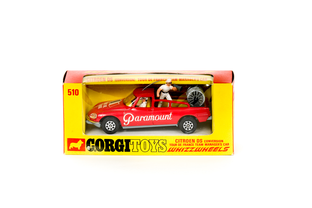 A Corgi Toys Whizzwheels Team Manager's Car (510). A red Citroen 'Tour de France' with 2 figures and
