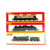 3 Hornby OO gauge locomotives. A GWR King Class 4-6-0 tender loco, King James I 6011, in lined