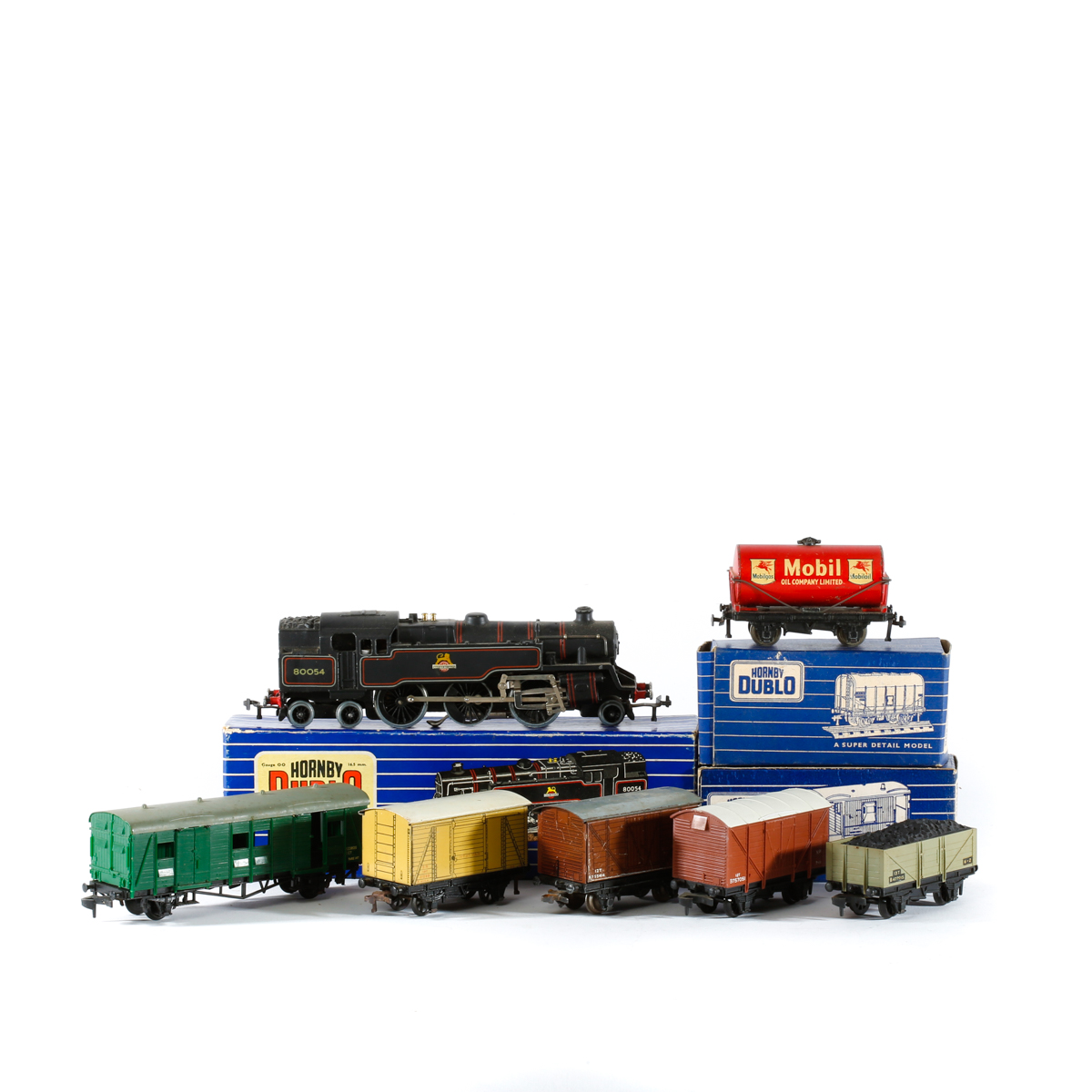 A quantity of Hornby Dublo 2-rail model railway. Including s BR Standard class 2-6-4 tank locomotive